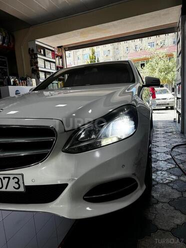 Mercedes E 220 d 2015, 242,400 km - 2.1 l - Bakı