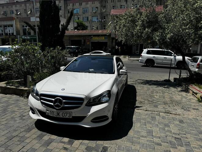Mercedes E 220 d 2015, 242,400 km - 2.1 l - Bakı