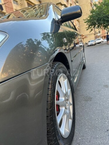 Toyota Corolla 2006, 174,536 km - 1.4 l - Bakı