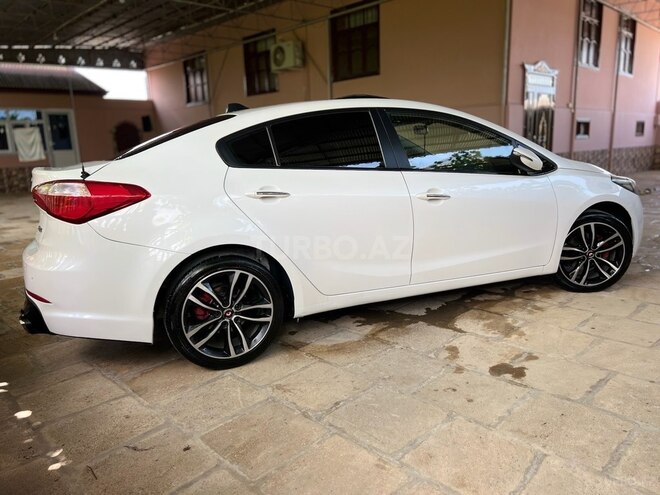 Kia Cerato 2012, 177,777 km - 1.6 l - Salyan
