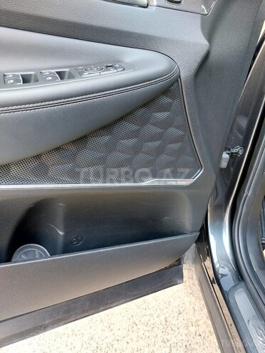 Hyundai Santa Fe 2023, 9,800 km - 1.6 l - Bakı