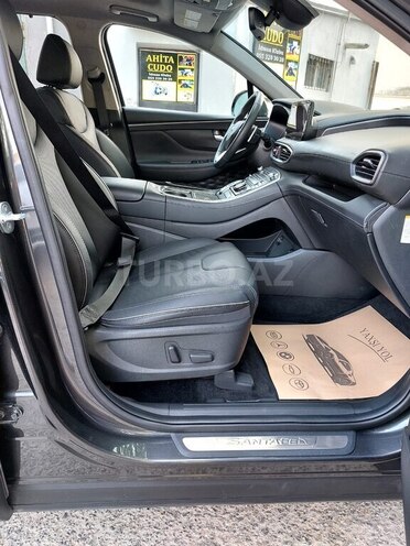 Hyundai Santa Fe 2023, 9,800 km - 1.6 l - Bakı