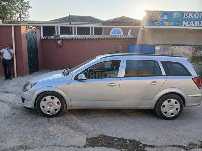 Opel Astra 2006, 240,000 km - 1.3 l - Bakı