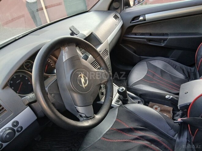 Opel Astra 2006, 240,000 km - 1.3 l - Bakı