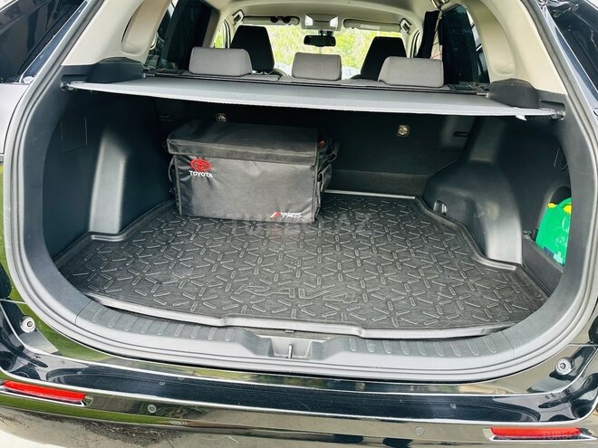 Toyota RAV4 2019, 99,000 km - 2.0 l - Bakı