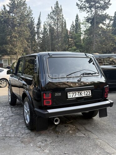 LADA (VAZ) Niva-3