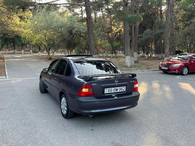 Opel Vectra 1997, 289,468 km - 1.6 l - Sumqayıt