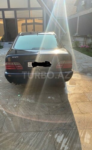 Mercedes E 320 1995, 366,576 km - 3.2 l - Bakı