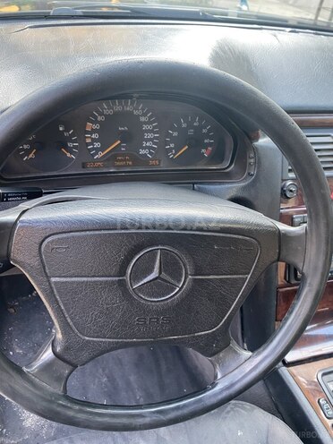 Mercedes E 320 1995, 366,576 km - 3.2 l - Bakı