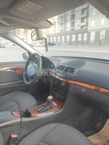 Mercedes E 320 2004, 440,000 km - 3.2 l - Sumqayıt