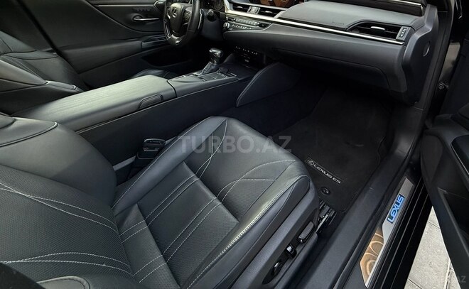 Lexus ES 300h 2020, 55,800 km - 2.5 l - Bakı