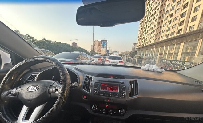 Kia Sportage 2011, 175,000 km - 2.0 l - Bakı