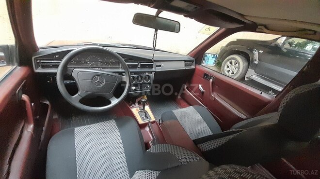 Mercedes 190 1990, 246,370 km - 1.8 l - Bakı