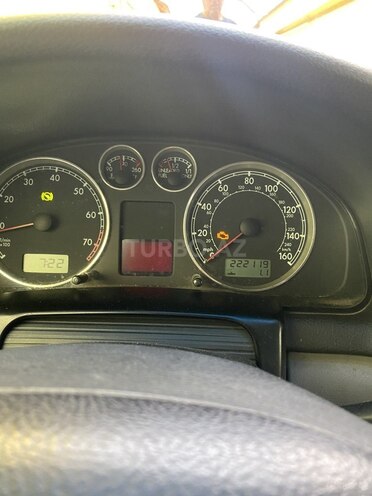 Volkswagen Passat 2001, 222,119 km - 1.8 l - Göyçay