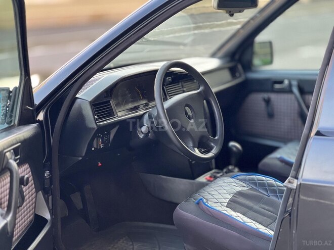 Mercedes 190 1992, 210,000 km - 1.8 l - Bakı