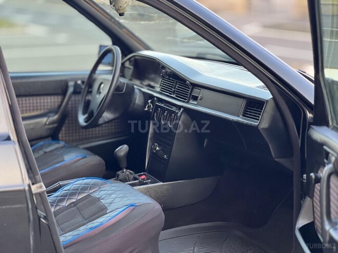 Mercedes 190 1992, 210,000 km - 1.8 l - Bakı