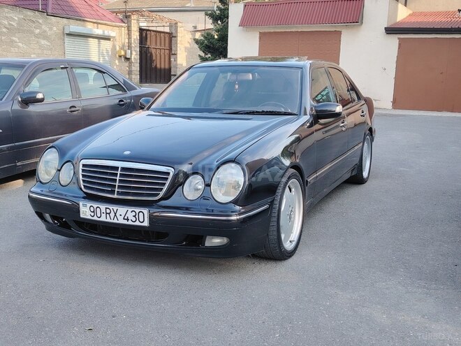 Mercedes E 430 2001, 247,000 km - 4.3 l - Bakı