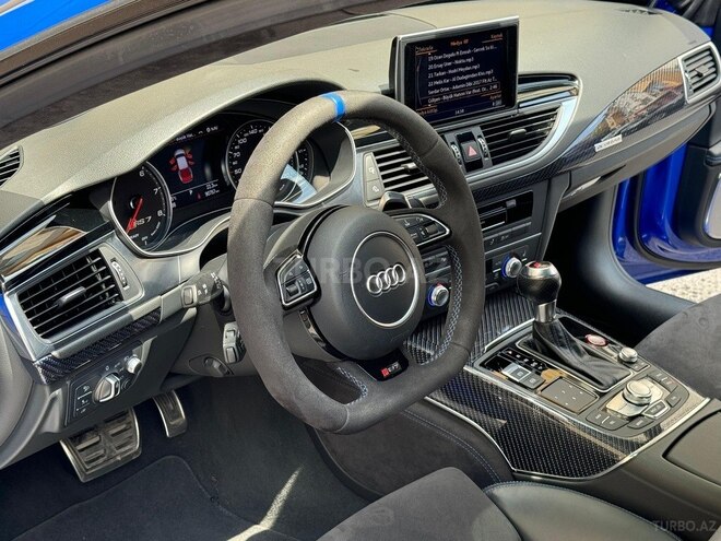 Audi RS7-15