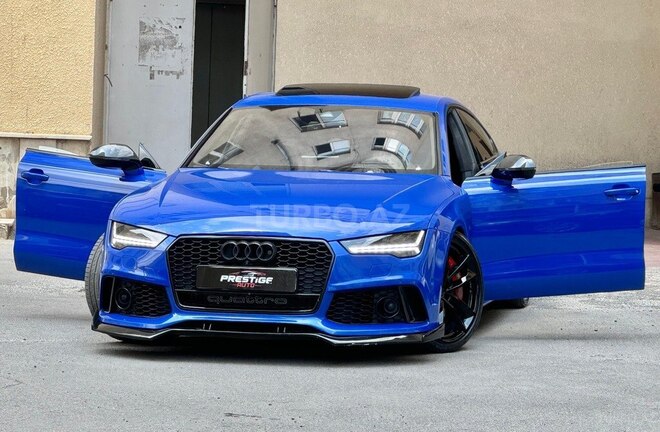 Audi RS7-3