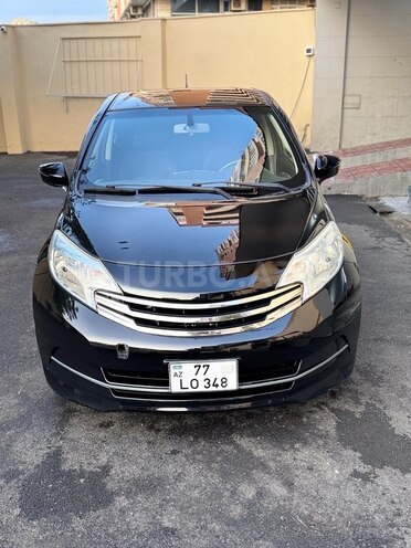 Nissan Note-2