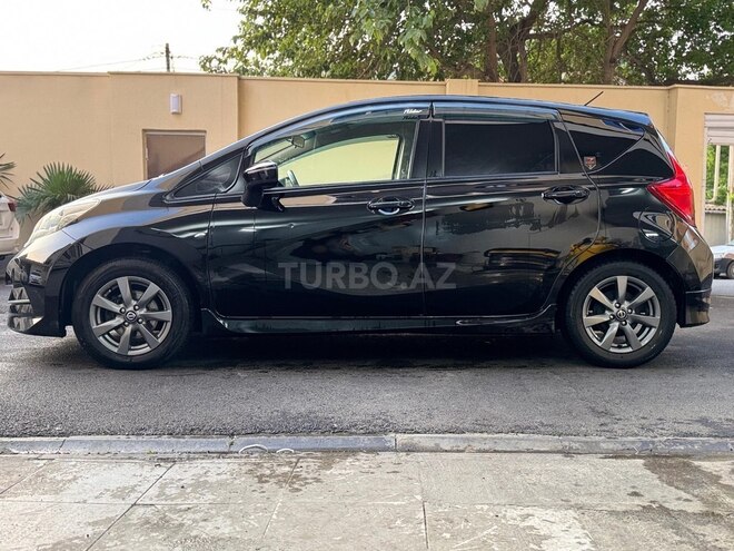 Nissan Note-4