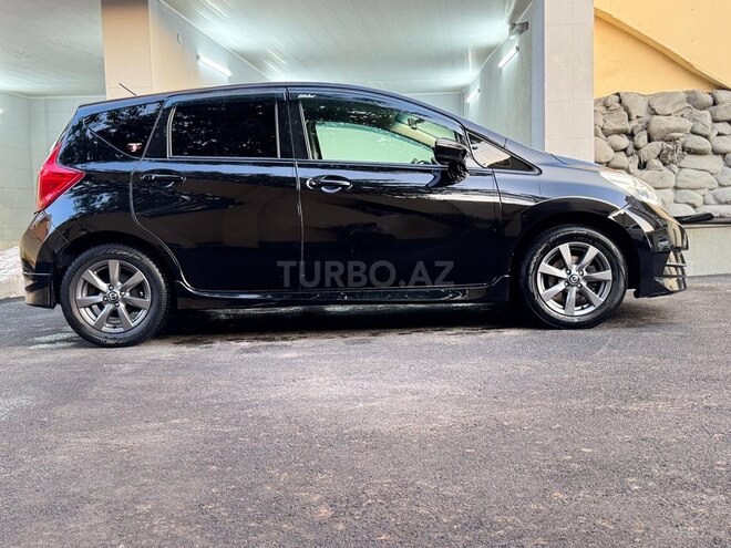 Nissan Note-5