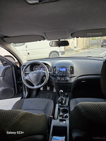 Hyundai i30 2009, 241,000 km - 1.4 l - Bakı