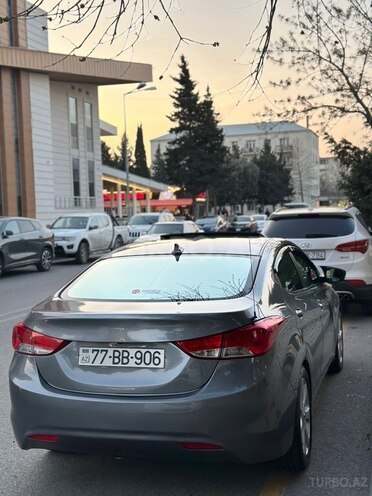 Hyundai Elantra 2013, 212,000 km - 1.8 l - Bakı