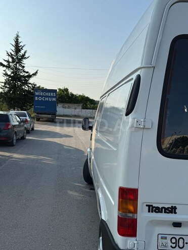 Ford Transit 1999, 525,000 km - 2.5 л - Quba
