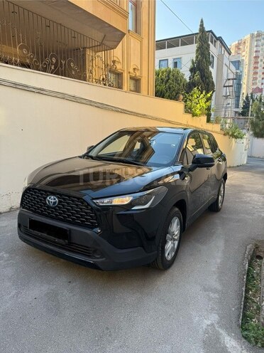 Toyota Corolla Cross 2024, 11,000 km - 2.0 л - Bakı