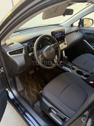 Toyota Corolla Cross 2024, 11,000 km - 2.0 л - Bakı