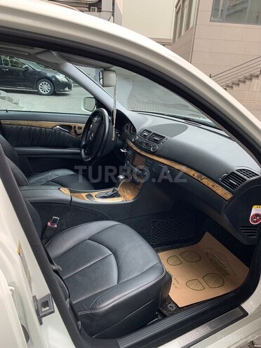 Mercedes E 350 2006, 244,000 km - 3.5 l - Bakı