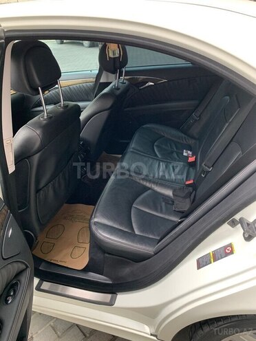Mercedes E 350 2006, 244,000 km - 3.5 l - Bakı