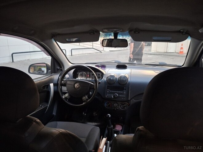 Chevrolet Aveo-5