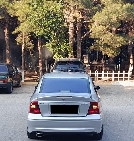 Opel Vectra 1998, 312,000 km - 2.0 l - Sumqayıt