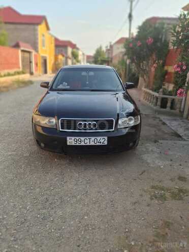 Audi A4 2004, 326,781 km - 1.8 l - Bakı