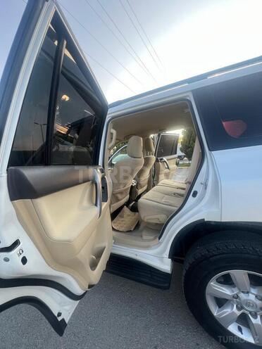 Toyota Land Cruiser Prado-7