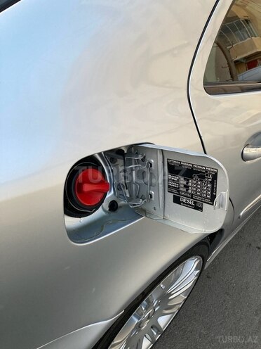 Mercedes E 220 d 2007, 378,000 km - 2.2 l - Bakı