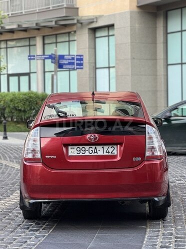 Toyota Prius-4