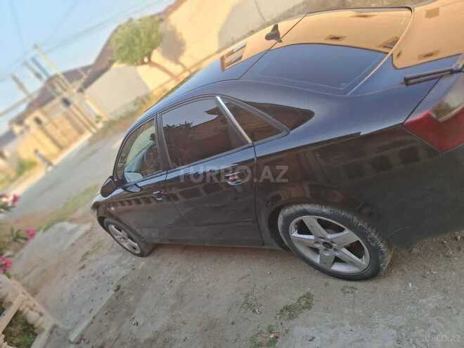 Audi A4 2004, 326,781 km - 1.8 l - Bakı