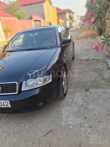 Audi A4 2004, 326,781 km - 1.8 l - Bakı