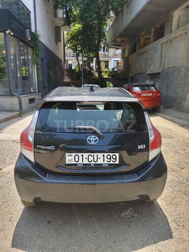 Toyota Prius C 2016, 160,000 km - 1.5 l - Bakı