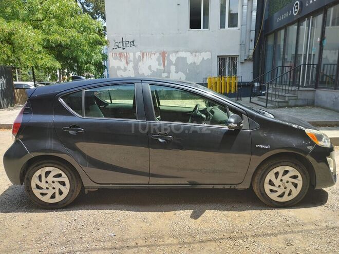 Toyota Prius C 2016, 160,000 km - 1.5 l - Bakı