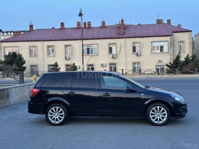 Opel Astra 2010, 217,000 km - 1.4 l - Bakı