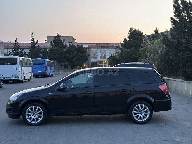 Opel Astra 2010, 217,000 km - 1.4 l - Bakı