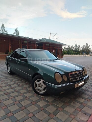 Mercedes E 240 1998, 318,316 km - 2.4 l - Şirvan