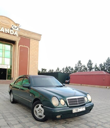 Mercedes E 240 1998, 318,316 km - 2.4 l - Şirvan
