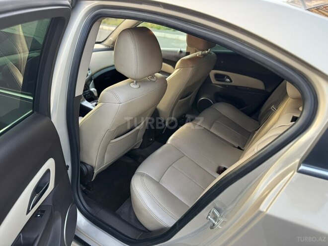 Chevrolet Cruze 2011, 270,237 km - 1.4 l - Gəncə