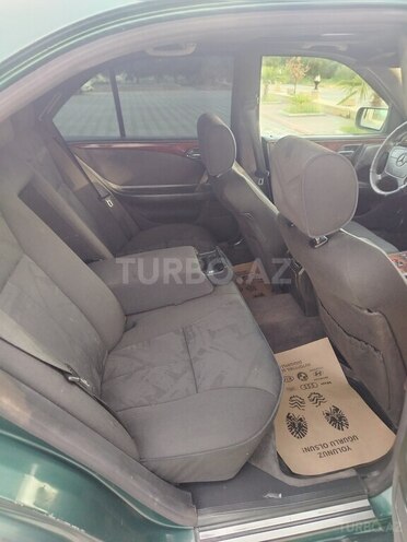 Mercedes E 240 1998, 318,316 km - 2.4 l - Şirvan