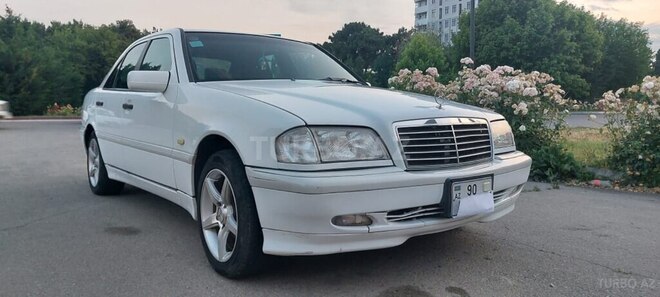 Mercedes C 200 2000, 300,000 km - 2.0 l - Şəmkir